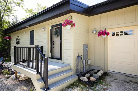 84 Swan Hill Rd, Bethel, ME 04217