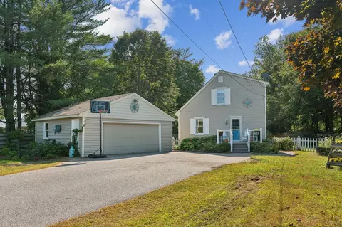 45 Webster Rd, Freeport, ME 04032