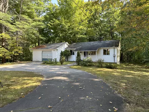 514 Shady Nook Rd, Newfield, ME 04095