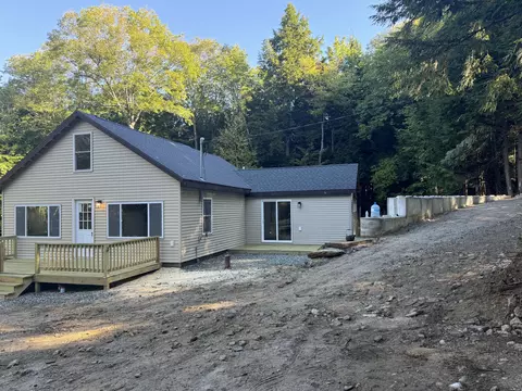 125 Reynolds Hill Rd, Sidney, ME 04330