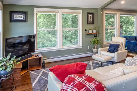 39 Pickeral Cove Rd, Lebanon, ME 04027