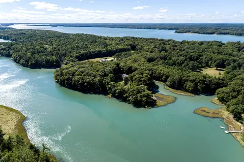 667 669 Mere Pt, Brunswick, ME 04011