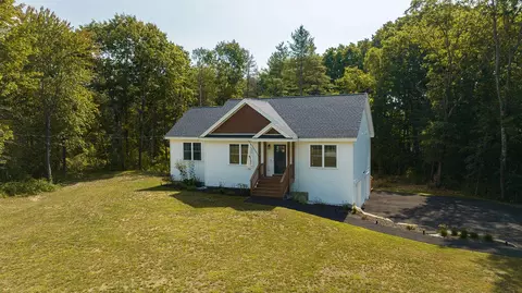 1365 Sanford Rd, Wells, ME 04090