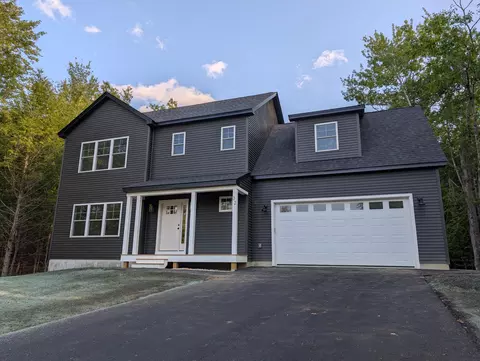 32 Arlington Ct, Gray, ME 04039