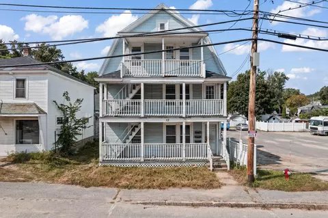 17 Main St, Mexico, ME 04257