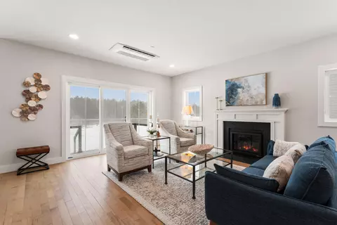 66 Owls Nest Rd, Portland, ME 04102