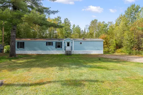 196 Hanscom Rd, Benton, ME 04901
