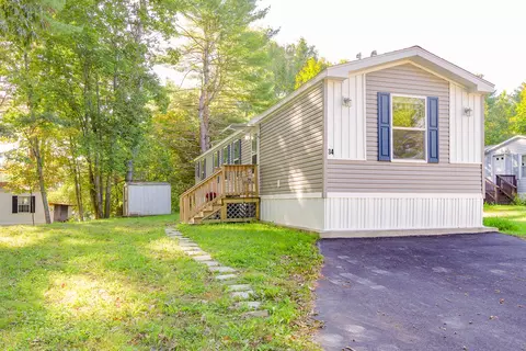 34 Falcon Cir, Augusta, ME 04330