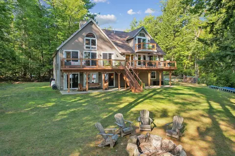 75 Leisure Ln, Limerick, ME 04048