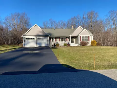 115 Payeur Cir, Sanford, ME 04073
