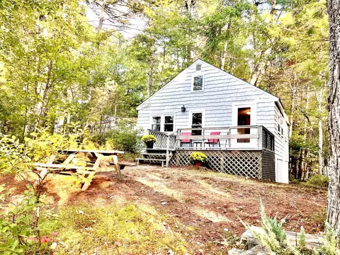 517 Pequawket Lake Rd, Limington, ME 04049