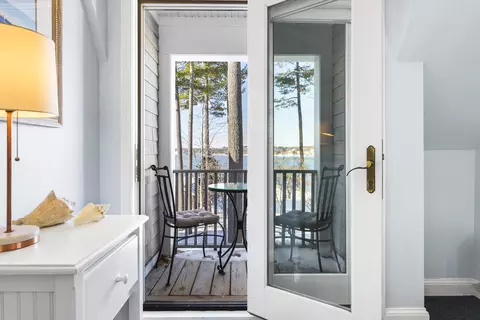 Entry Way - 306 Eddy Rd #307, Edgecomb, ME 04556 photo 4 of 4