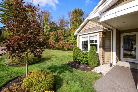 375 Pride St #1, Westbrook, ME 04092
