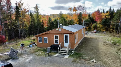 40 Cleveland Ave, Frenchville, ME 04745