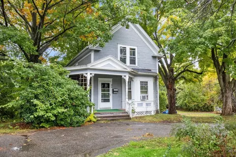 46 Rutland St, Dover, NH 03820