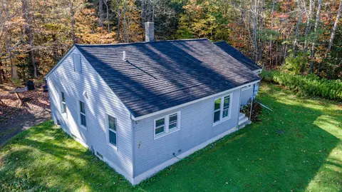 181 E Benton Rd, Benton, ME 04901