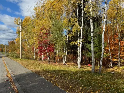 60 Longview Dr, Presque Isle, ME 04769