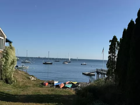 63 Pepperrell Rd, Kittery Point, ME 03905