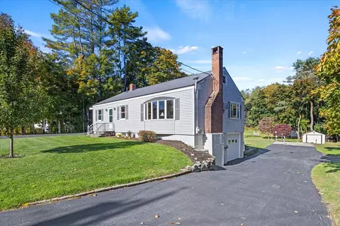 660 E Bridge St, Westbrook, ME 04092