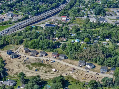 18 Wildwood Dr, Bangor, ME 04401