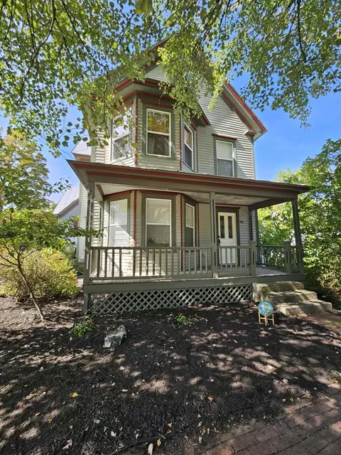 88 N Main St, Strong, ME 04983