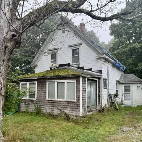 303 Wallston Rd, Saint George, ME 04860