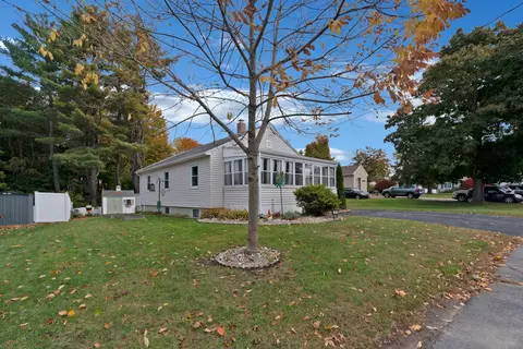 80 Arlington Ave, Westbrook, ME 04092