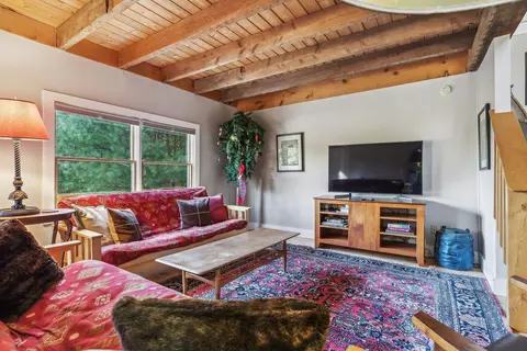 575 Vernon St, Greenwood, ME 04255