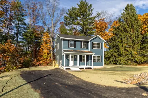 5 Cedar Ln, Berwick, ME 03901
