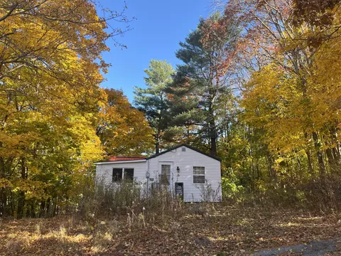 11 Fairfield St, Augusta, ME 04330