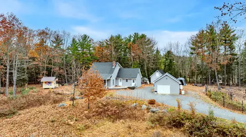 41 Sibley Rd, Burlington, ME 04417