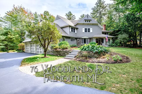 76 Woodlands Dr, Falmouth, ME 04105