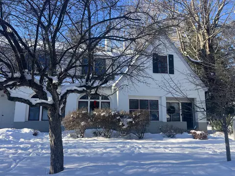 27 Spring St #4, Bethel, ME 04217