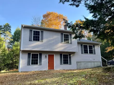 16 Southridge Rd, Gray, ME 04039