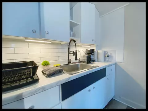 1 Horton Pl, Portland, ME 04102