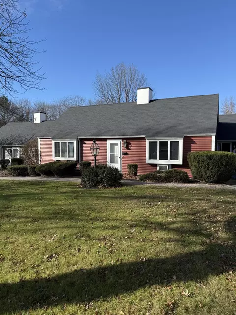 1 Colonial Way #1, Auburn, ME 04210