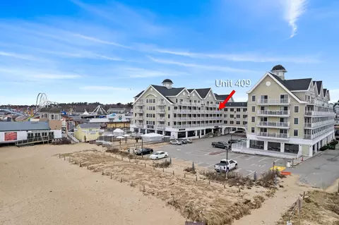 1 E Grand Ave #208, Old Orchard Beach, ME 04064