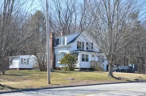 12 Haigis Pkwy, Scarborough, ME 04074