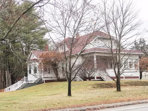 2113 N Belfast Ave, Augusta, ME 04330