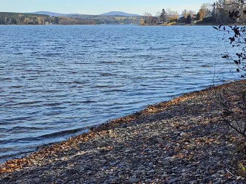 16 Bard Ln, Eagle Lake, ME 04739