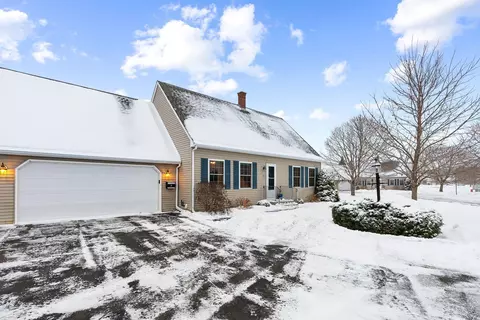 5 Topaz Cir #4, Auburn, ME 04210