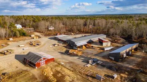 668 Hollis Rd, Hollis, ME 04042