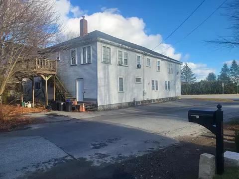 37 Water St, Rockland, ME 04841