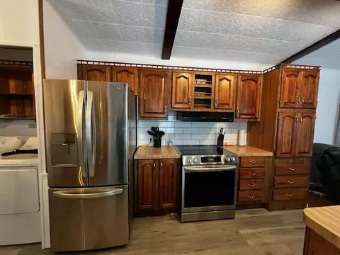 43 Karen Ln, Brunswick, ME 04011
