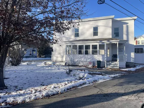 17 Granite St, Biddeford, ME 04005