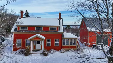 22 Tom Leighton Point Rd, Milbridge, ME 04658