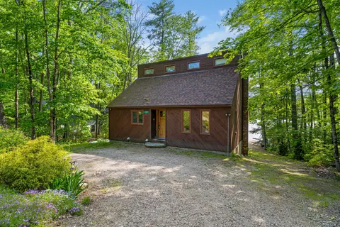 151 Mountain View Dr, Acton, ME 04001