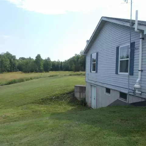 56 Wing Ln, Cornville, ME 04976