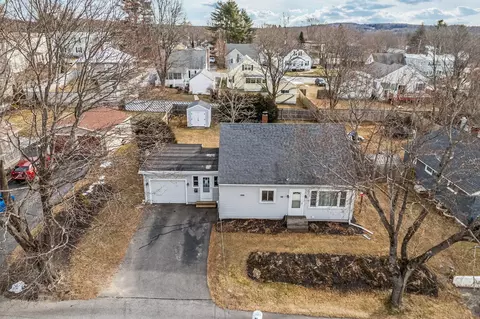 69 Baird Ave, Lewiston, ME 04240