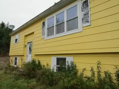 160 Ohio Hill Rd, Fairfield, ME 04937